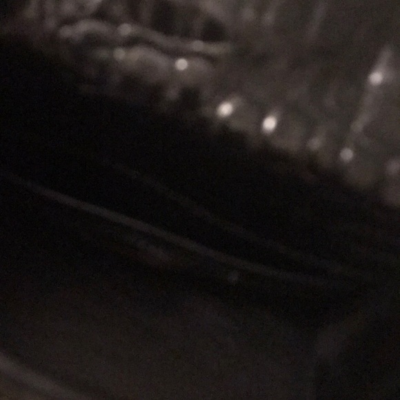 House of Hello black leather tote with straps - Picture 6 of 7